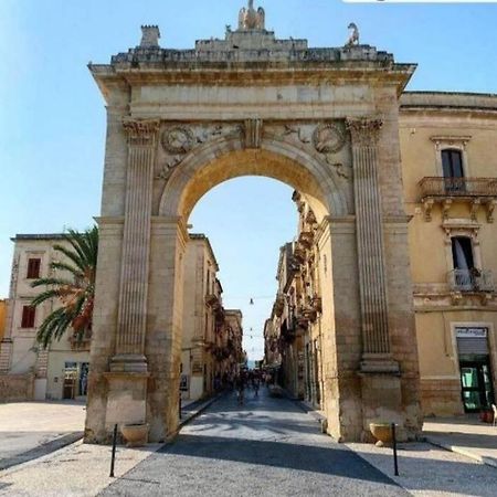 Piccola Casetta In Pieno Centro Βίλα Νότο Εξωτερικό φωτογραφία
