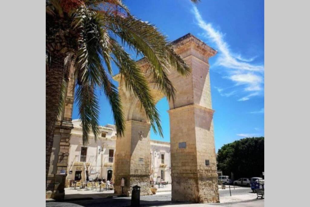Piccola Casetta In Pieno Centro Βίλα Νότο Εξωτερικό φωτογραφία